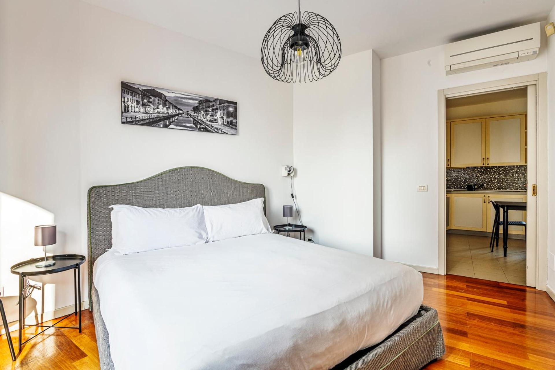 Elegant 2 Bedrooms Apartments Near Duomo มิลาน ภายนอก รูปภาพ