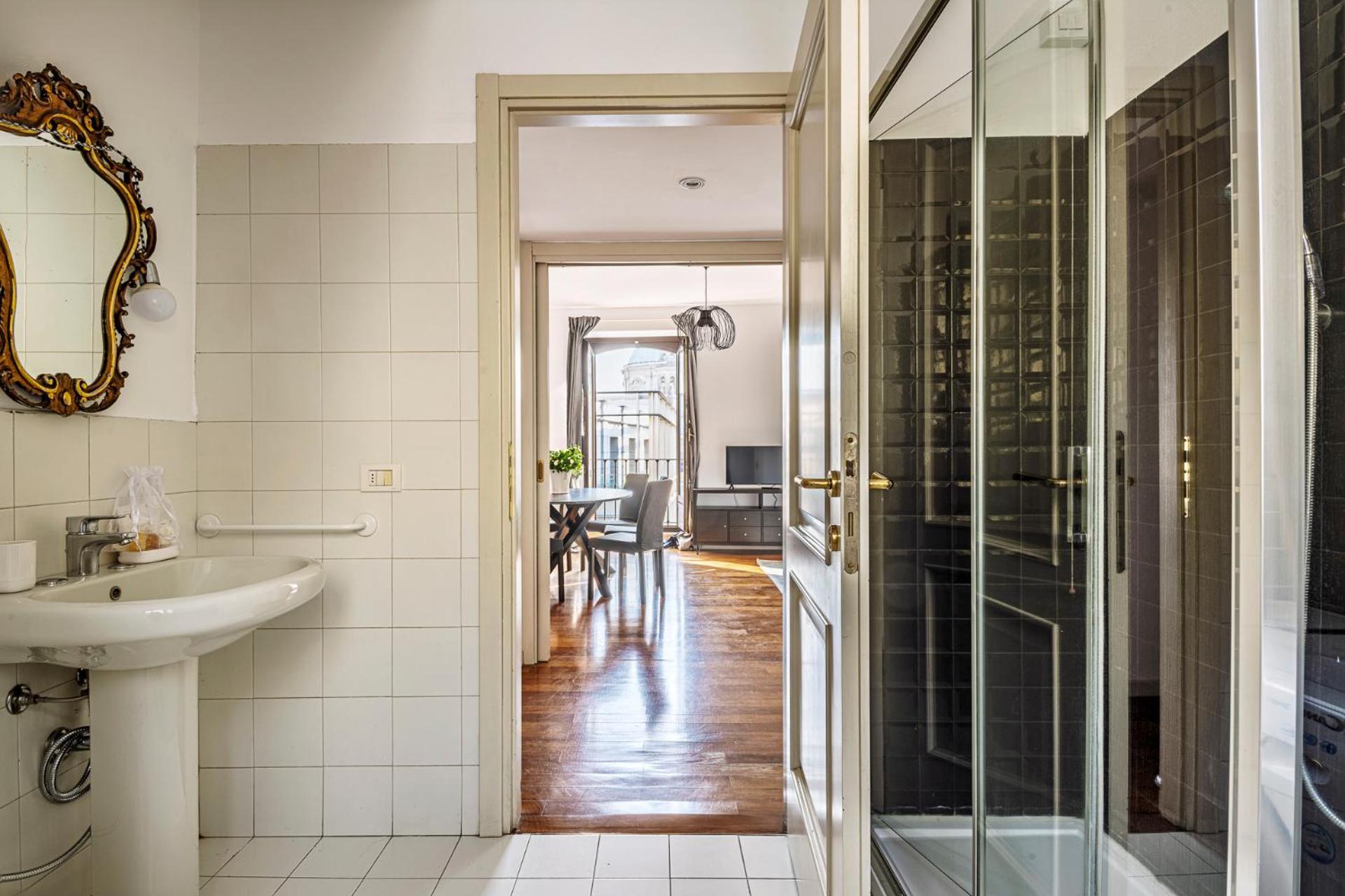 Elegant 2 Bedrooms Apartments Near Duomo มิลาน ภายนอก รูปภาพ