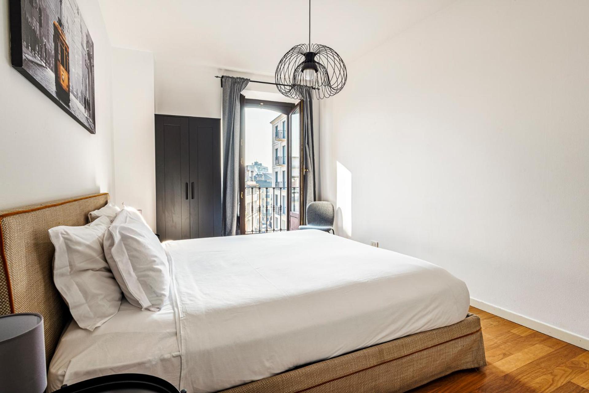 Elegant 2 Bedrooms Apartments Near Duomo มิลาน ภายนอก รูปภาพ