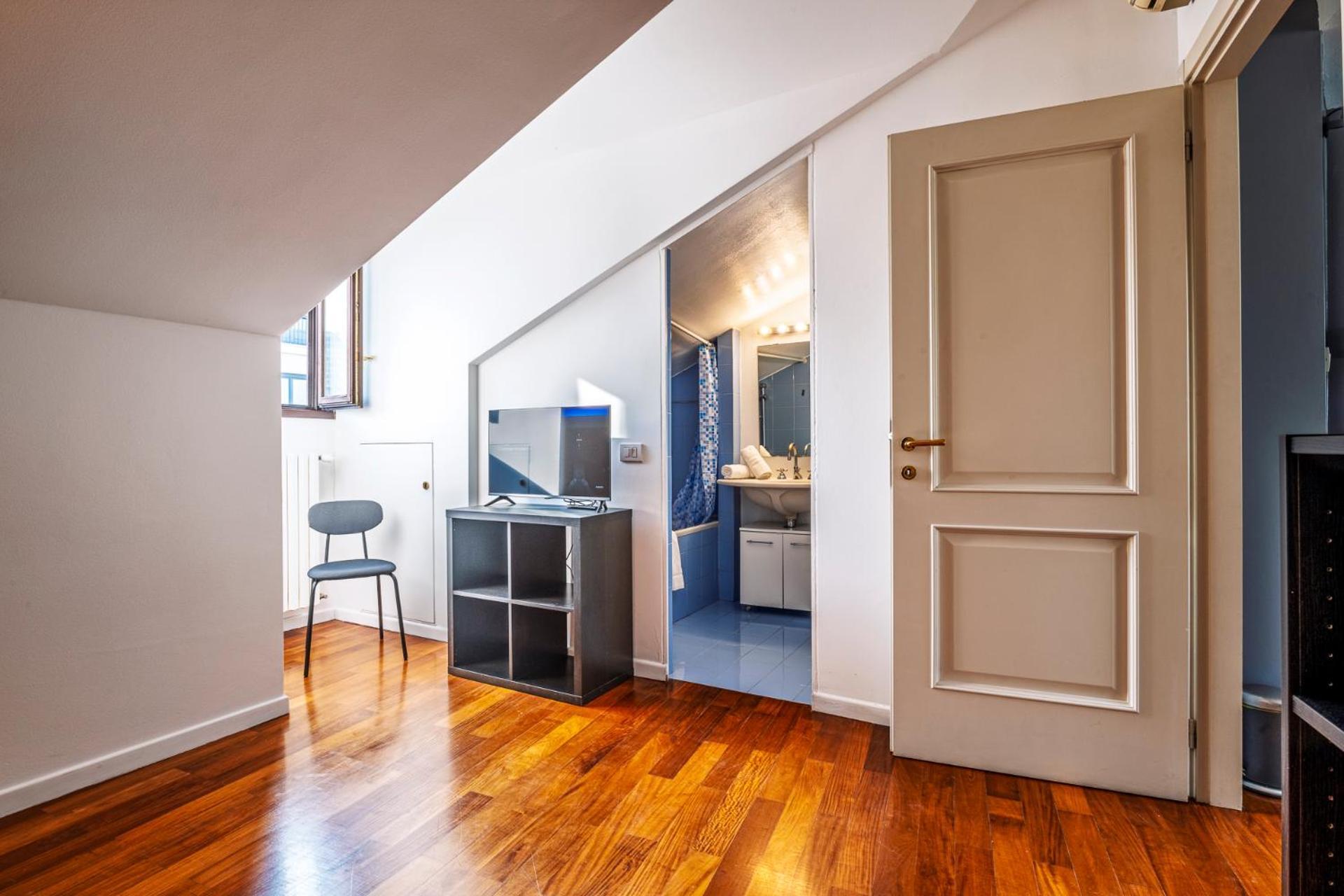 Elegant 2 Bedrooms Apartments Near Duomo มิลาน ภายนอก รูปภาพ