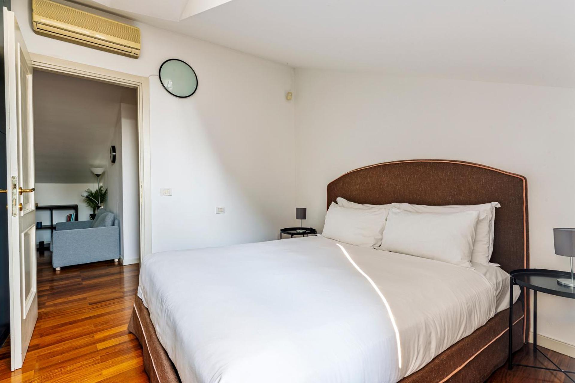 Elegant 2 Bedrooms Apartments Near Duomo มิลาน ภายนอก รูปภาพ